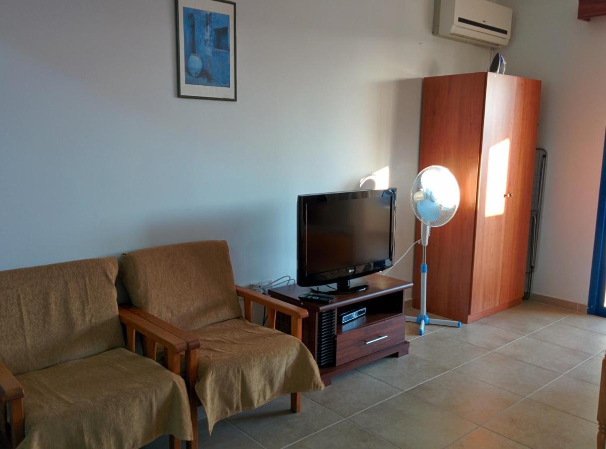 Aparthotel Zoe'S Court Klorakas Habitación foto